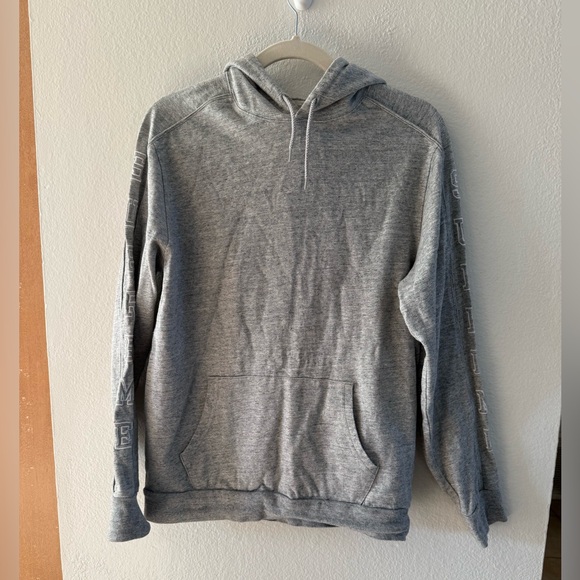 RARE Supreme Hoodie with Embroidered Logo Sleeves Size M - Picture 2 of 3